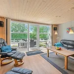 Mina - 600m To The Fjord By Interhome Feriehus