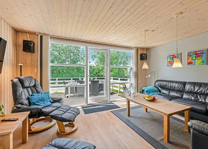 Mina - 600m To The Fjord By Interhome 別荘